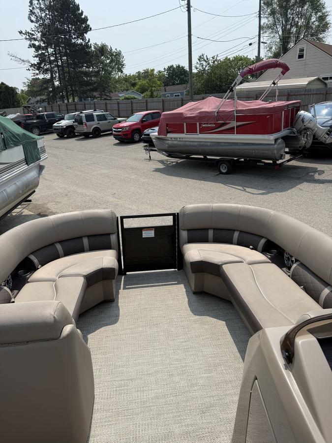 Marine boat detailing Plymouth MI